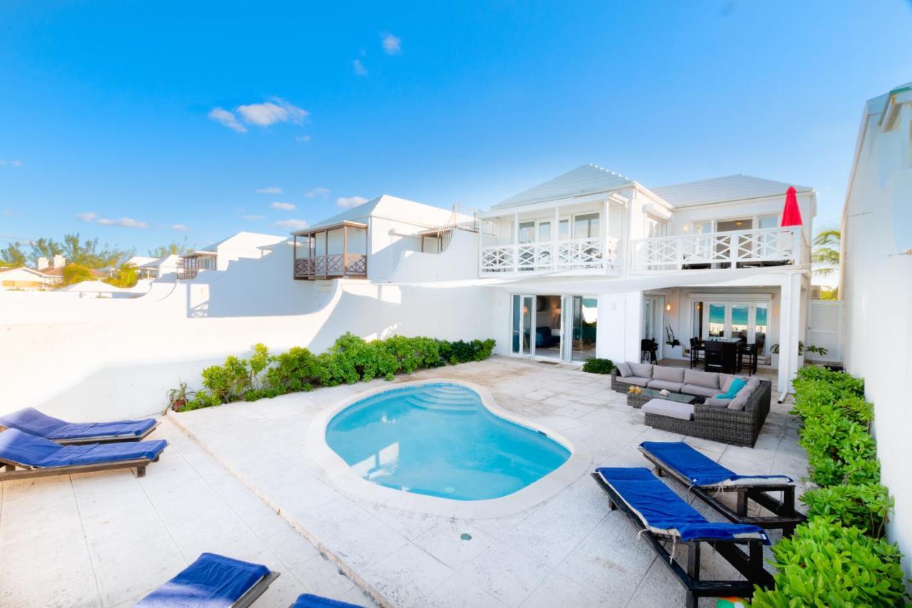 Caprice 9 - Oceanfront Villa - Gated Community With Pool Nassau Dış mekan fotoğraf